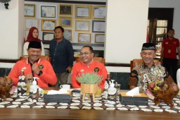 Hadiri Lepas Sambut Walikota Madiun, Danrem 081/DSJ ; Madiun Tetap Solid, Kompak, Damai, Sejahtera, Aman dan Nyaman,"