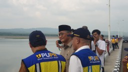 Menteri PUPR Kabinet Merah Putih Kunjungi Bendungan Semantok Bersama Pj. Bupati Nganjuk, Berdialog dengan Petani dan Aparatur Desa
