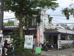Diduga Ilegal, Tidak Ada Plang Nama Hingga Nama Dokter, Klinik di Nganjuk Ini Ramai Pasien Setiap Hari