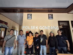 Maling Babak Belur Dihajar Massa, Satpam Bawaslu Nganjuk Jadi Korban Pencurian Sepeda Motor
