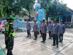 Babinsa Berikan Apresiasi Dan Ucapan Terima Kasih Kepada Linmas Desa Oro-Oro Ombo Pasca Pelaksanaan Pilkada Serentak