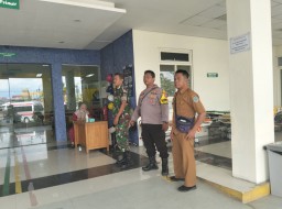 Kerap Mengamuk ODGJ di Tanjuanom Diantar Polisi Berbobat