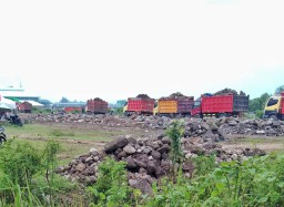 Begini Pendapat Pengamat Hukum Soal Proyek Pengurukan Lahan Pabrik di Baron Nganjuk 