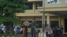 Dandim Dan Kapolres Nganjuk Pimpin Apel Gabungan Pengamanan Malam Pergantian Tahun 2025