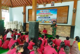 Marak Bullying Babinsa Berikan Sosialisasi Pencegahan Perundungan dan Bullying Siswa Siswa SDN 1 Getas