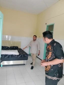 Dewan Minta Satpol PP Tutup Kegiatan Karaoke Kos-kosan di Dalam RSUD Lama Kertosono, Meresahkan Masyarakat!