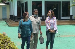 Anik Penuhi Panggilan Pengadilan Setelah Digugat LSM Lima Jari Yulma Buntut Dugaan Penipuan
