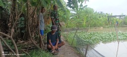 Babinsa Koramil 0810/01Nganjuk Aktif Kunjungi Anggota Kelompok Tani di wilayah