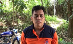 BPBD Kesulitan Evakuasi Mayat Tanpa Identitas di Prambon, Posisinya Menyangkut di Ranting Pohon Bambu dan Tumpukan Sampah
