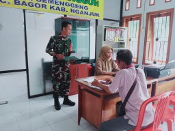 Tingkatkan Sinergitas Dan Perbarui Data Wilayah, Babinsa Koramil 02 Bagor Laksanakan Puldata Ter Di Kantor Desa
