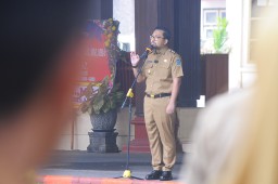 Hari Pertama Ngantor Sebagai Wakil Bupati Nganjuk, Ini Pesan Handy untuk Para ASN