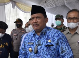 Bupati bersama Kades Sekabupaten Nganjuk Siap Labrak Bulog Terkait Buruknya Penyerapan Gabah Petani