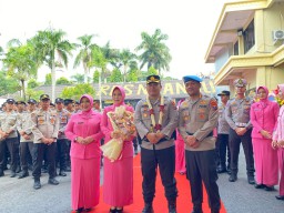 Tongkat Kepemimpinan Polres Nganjuk Beralih, AKBP Henri Noveri Santoso Resmi Menjabat