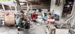 Babinsa Laksanakan Komsos dan Berikan Dukungan dalam Pengelolaan UMKM Perorangan