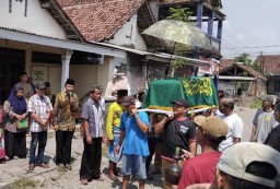 Ibu Korban Salah Amuk Massa Meninggal Usai Dengar Nasib Tragis Putranya