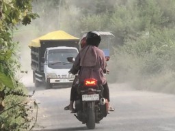 Akses ke Wisata Hits Jolotundo Nganjuk Rusak Parah, Diduga Ulah Tambang Galian?