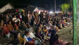 Membludak Warga Ramai Tonton Turnamen Volly TMMD Ke 124