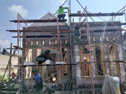 Pengerjaan RTLH TMMD 124 Kodim Nganjuk Milik Bapak R.Widodo Sudah 50 Persen
