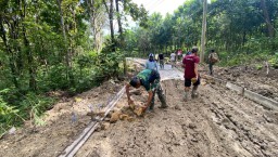 Pengecoran Jalan Memasuki Minggu Minggu Akir TMMD 124 Kodim Nganjuk