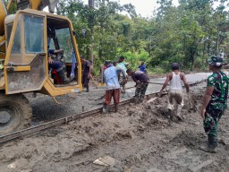 Pengecoran Jalan TMMD 124 Kodim Nganjuk Hampir Rampung, Warga: Luar Biasa