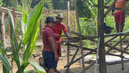 TMMD Ke 124 || Pasukan Khusus TNI AU Selain Mahir Menembak Juga Mahir Menggergaji Kayu