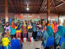 TMMD 124 || Antusias Warga Lengkong Ikuti Sosialisasi GEMARIKAN
