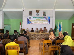 BABINSA TURUT SERTA DALAM KEGIATAN MUSYAWARAH DESA UNTUK PEMBANGUNAN DESA