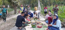 Warga  Senyum Bahagia, Satgas TMMD 124 Kodim Nganjuk Kerja Nyata