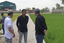 DPRD Nganjuk Perintahkan Bongkar Jalan Paving di Atas Saluran Irigasi di Baron