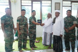 Dandim 0810 Nganjuk Laksanakan Safari Solat Jumat di Ponpes Bahrul Hasan Tankila Prambon