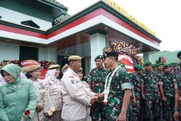 Penuh Haru, Iringi Pelepasan Pejabat Lama Dandim 0810/Nganjuk