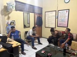 Cemburu Soal Perempuan, Pemuda Lamongan Aniaya dan Ancam Bunuh Rivalnya dengan Parang