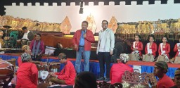 Rayakan Bersih Dusun, Warga Kranggan Tanjunganom Disuguhi Pagelaran Wayang Ki Akbar Syahalam Dihadiri Bupati Hingga Ketua DPRD Nganjuk 