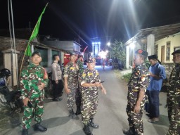 Sinergi TNI, Polri, dan Banser Amankan Kegiatan Sholawatan di Mojorembun, Rejoso