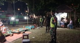Patroli Keliling Koramil 0810/10 Tanjunganom Bersama Banser Jaga Kondusifitas Wilayah