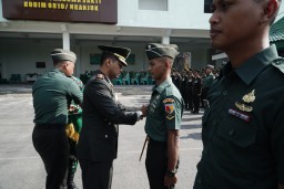 69 Prajurit Kodim Nganjuk Naik Pangkat, Dandim Tekankan Semangat dan Tanggung Jawab