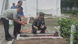Dandim 0810 Nganjuk Laksanakan Tabur Bunga Pada Peringatan Hari Pahlawan Ke-80 Tahun 2025