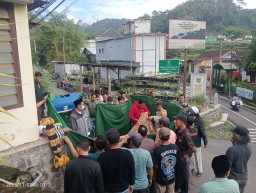 Pria di Kota Batu Ditemukan Tewas Gantung Diri, Ayah Korban Temukan dalam Kamar Terkunci