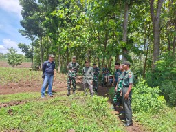 Kodim 0810/Nganjuk Tinjau Lahan Rencana Pembangunan Yon TP di Desa Salamrojo