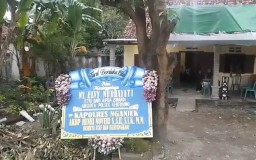 Korban Pembunuhan di Kamar Kost Payaman Ternyata Istri dan Anak Polisi Kertosono Pelaku Diduga Pacar Salah Satu Korban