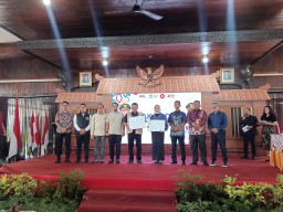 Bupati Marhaen Ajak Seluruh Jajaran Teken Komitmen Antikorupsi di Peringatan HAKI 2025
