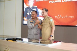 Bupati Lamongan Resmikan Dua Gedung Hibah Polres untuk Perkuat Layanan Publik dan Keamanan