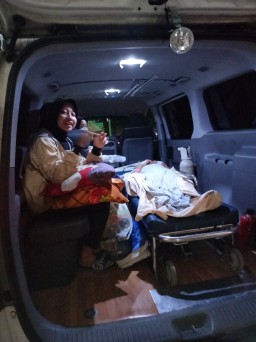 Keluarga Pasien Acungi Jempol Pelayanan RSD Kertosono dan Atensi Bupati Nganjuk