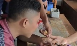 Jari Membengkak Akibat Cincin Sejak 31 Tahun Silam, Nenek di Nganjuk Dievakuasi Tim Damkarmat