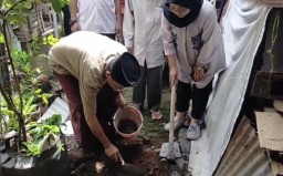 Wujudkan Tabungan Akhirat, Istri Ketua DPRD Nganjuk Wakafkan Tanah Waris untuk Pembangunan Masjid