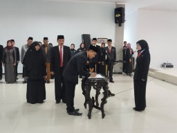 Disdik Kota Kediri Gelar Sertijab Empat Kepala SMP Negeri