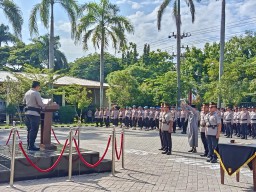 Tongkat Estafet Bergulir! Kapolres Nganjuk Pimpin Sertijab PJU: Dari Sabuk Putih ke Baret Biru