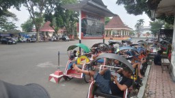 Wisata Libur Akhir Tahun, Pengunjung Makam Bung Karno Blitar Alami Penurunan