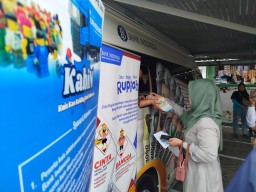 Kas Keliling BI Kediri Diserbu Warga Ponorogo, Antre Sejak Pagi untuk Tukar Uang Baru