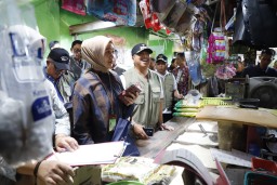 Jelang Ramadan, Bapanas dan Pemkab Jombang Sidak Harga dan Stok Pangan di Pasar Pon